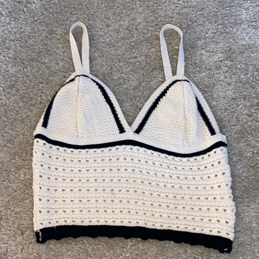 Crochet top - Picture 1 of 1